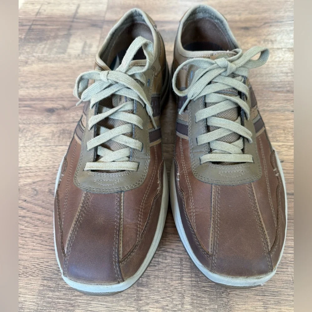 SKECHERS Men's Classic Fit Air-Cooled Memory Foam Brown and Tan Sneakers zs 13